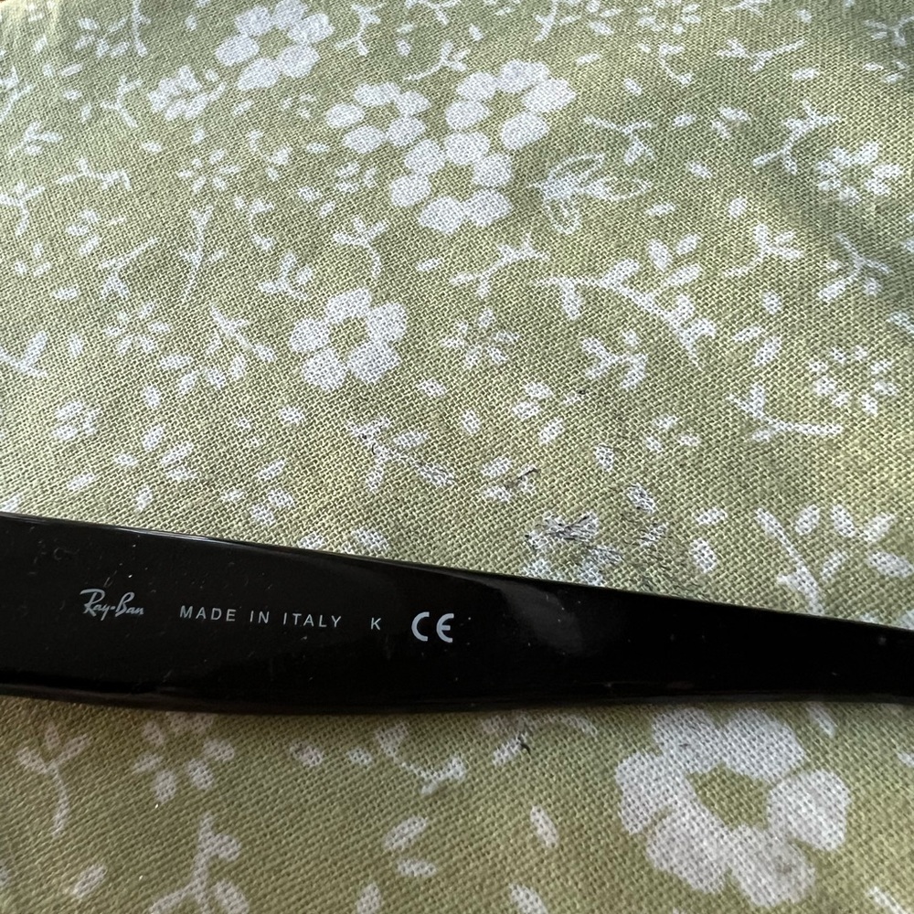 Ray Ban sunglasses - Picture 3 of 3
